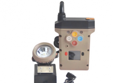 THIẾT BỊ GIÁM SÁT KHÍ ĐA NĂNG TÍCH HỢP ĐÈN VÀ CAMERA